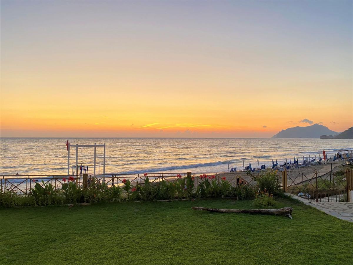 Nereides Apartments Agios Gordios  Exterior foto