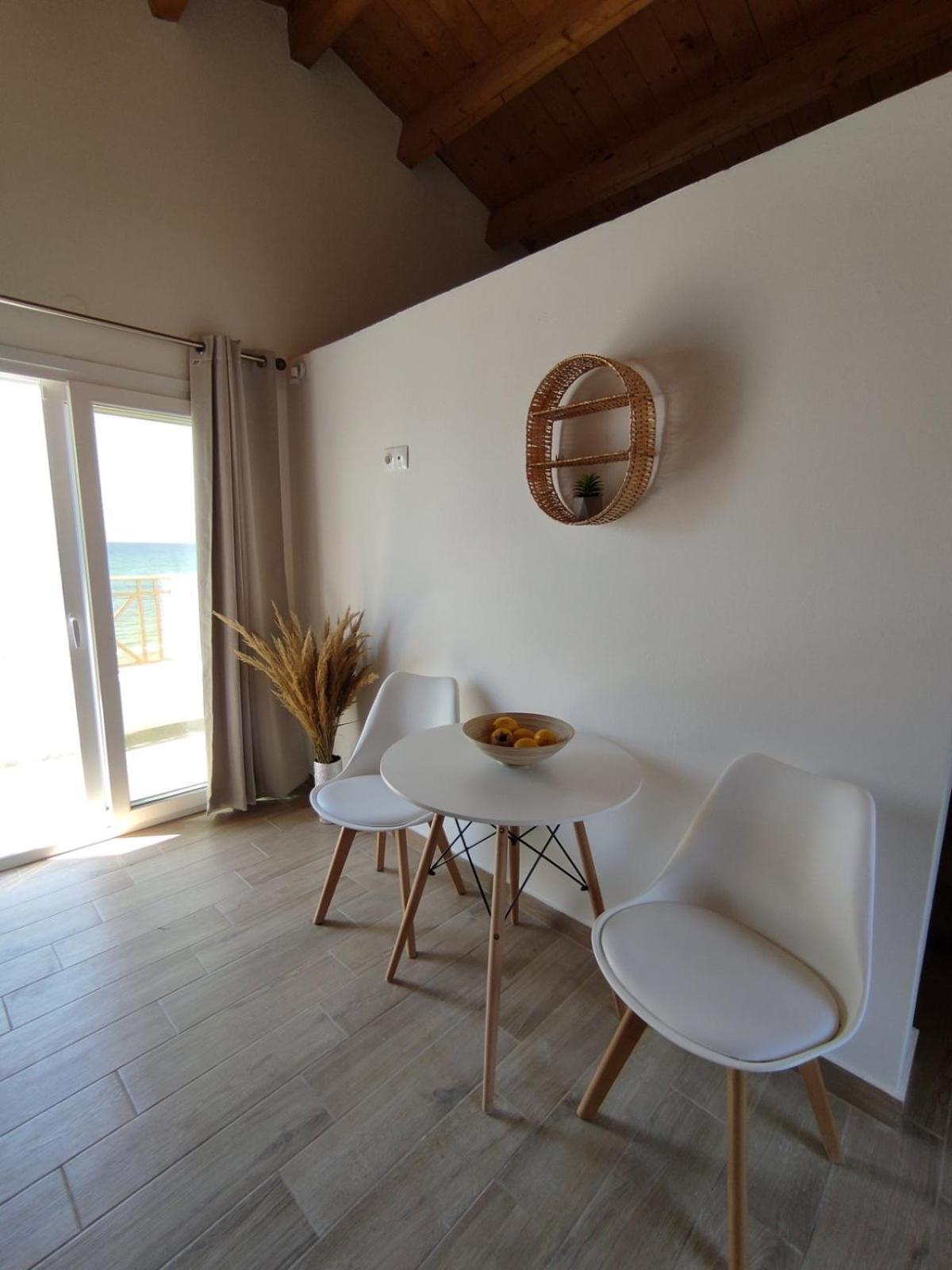 Nereides Apartments Agios Gordios  Exterior foto