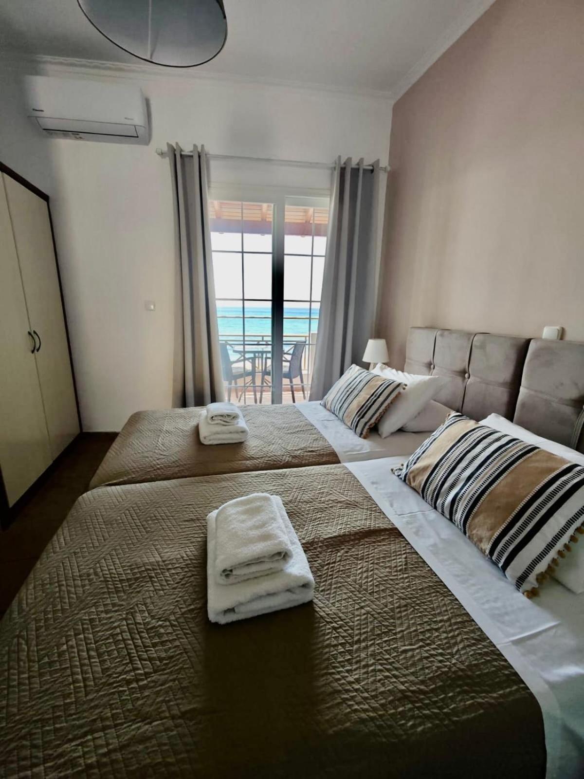 Nereides Apartments Agios Gordios  Exterior foto